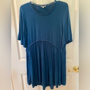 ‼️SALE-SALE-SALE‼️Hi-lo teal blue dress, short flutter sleeves.Size Small❤️✨🌺